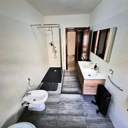 House Riky Apartment *